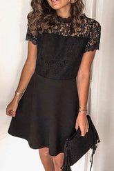 Vestido corto negro mini de corte A para fiesta de bienvenida